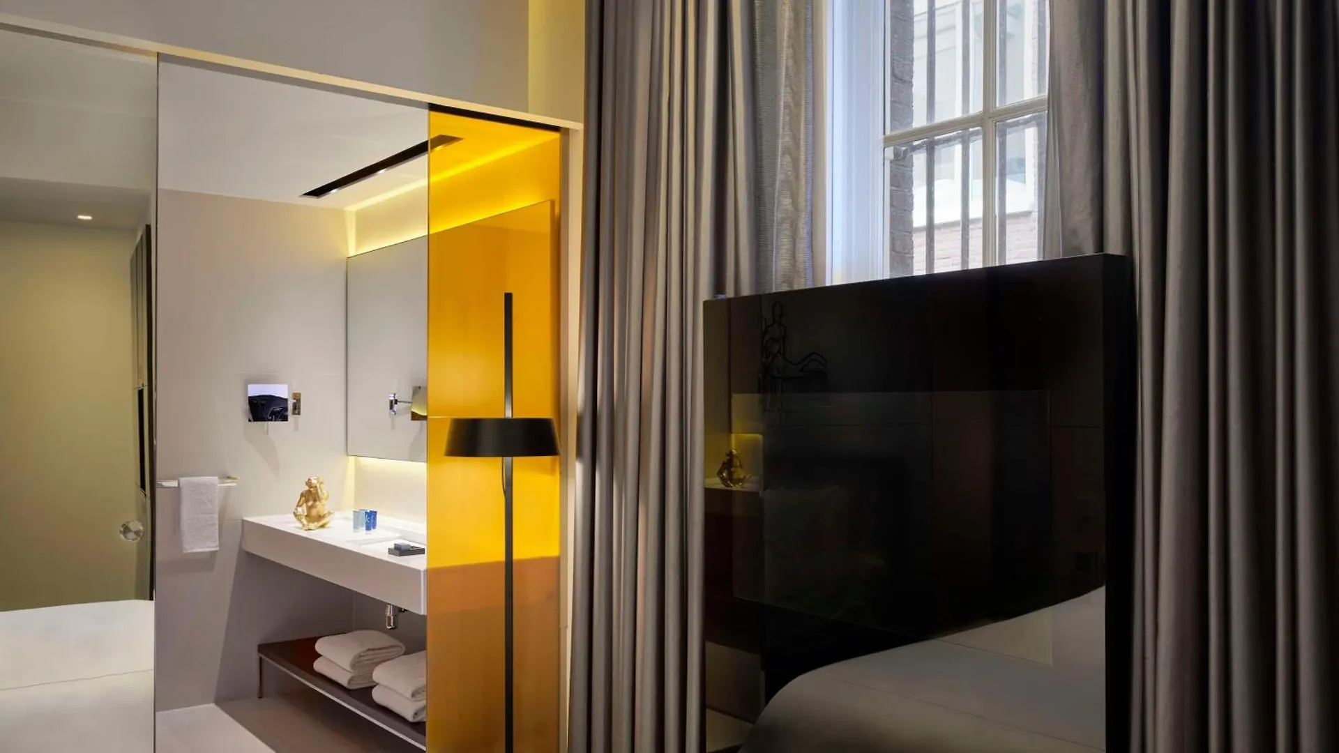 Art'Otel Amsterdam, Powered By Radisson Hotels