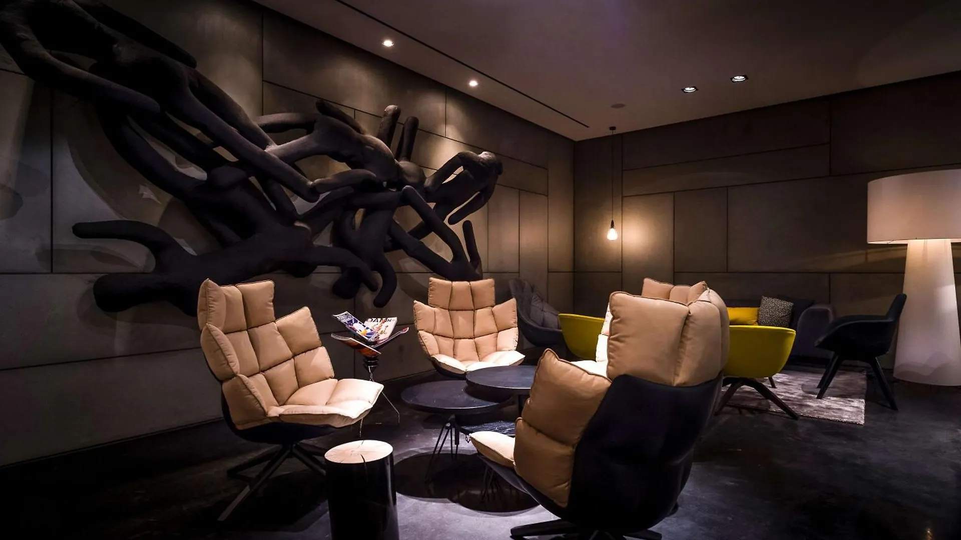 Art'Otel Amsterdam, Powered By Radisson Hotels 4*, Amsterdam